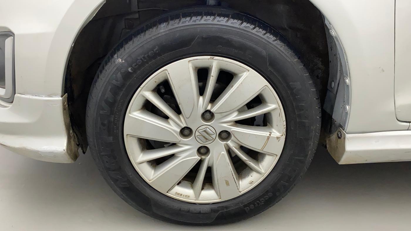 2017 Maruti Swift ZXI, Petrol, Manual, 81,355 km, Left Front Wheel