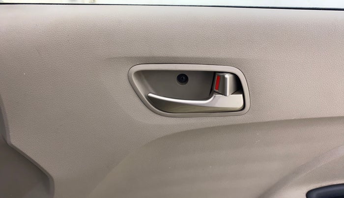 2019 Hyundai NEW SANTRO SPORTZ MT, Petrol, Manual, 38,893 km, Driver Side Door Panels Control