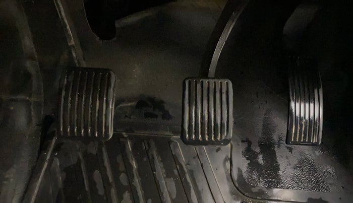 2019 Hyundai NEW SANTRO SPORTZ MT, Petrol, Manual, 38,893 km, Pedals