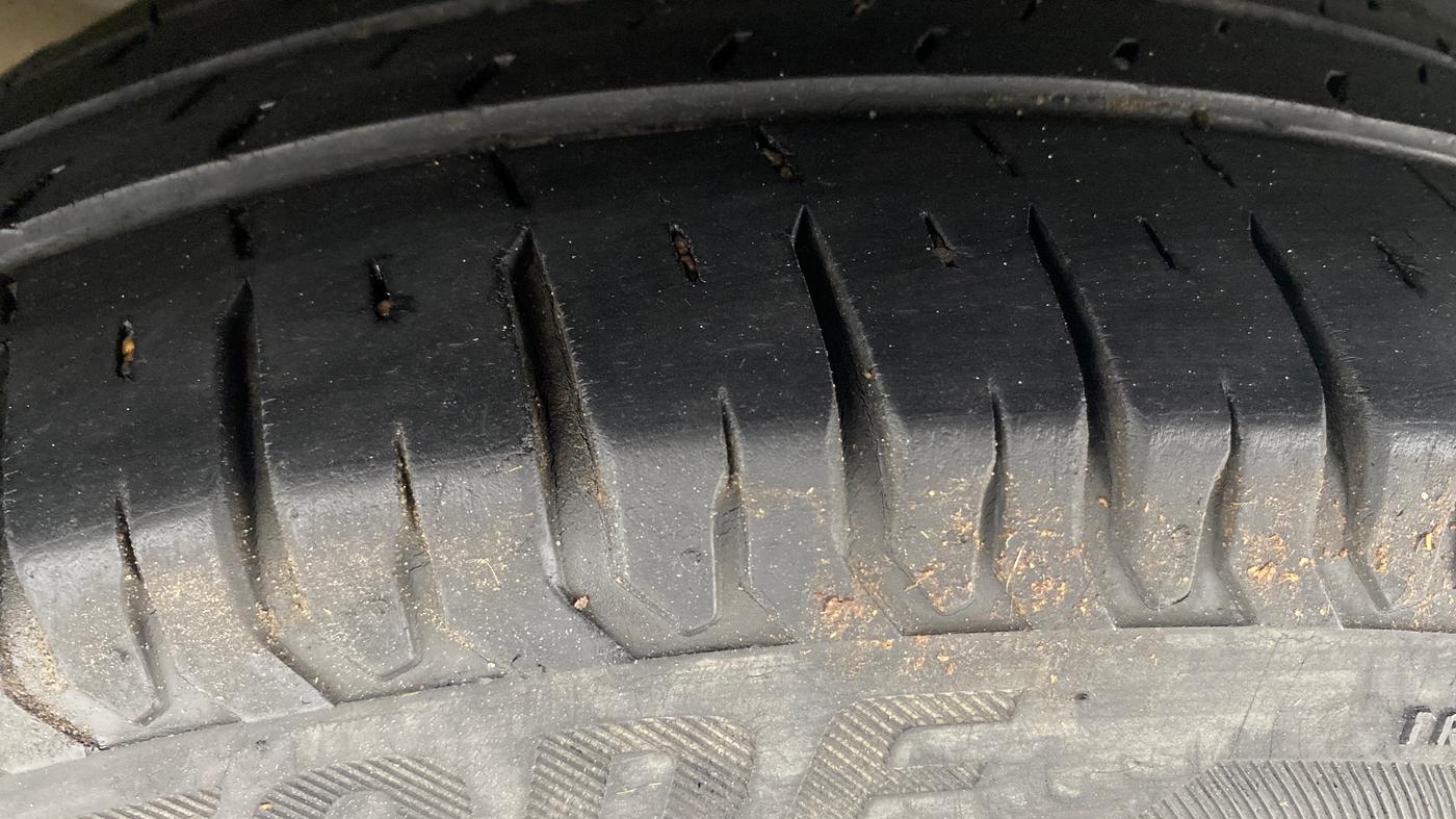 2020 Maruti XL6 ALPHA MT, Petrol, Manual, 73,537 km, Right Rear Tyre Tread
