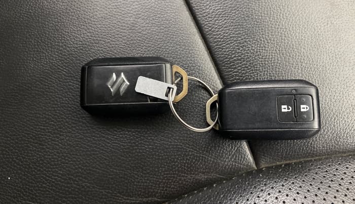 2020 Maruti XL6 ALPHA MT, Petrol, Manual, 73,537 km, Key Close Up