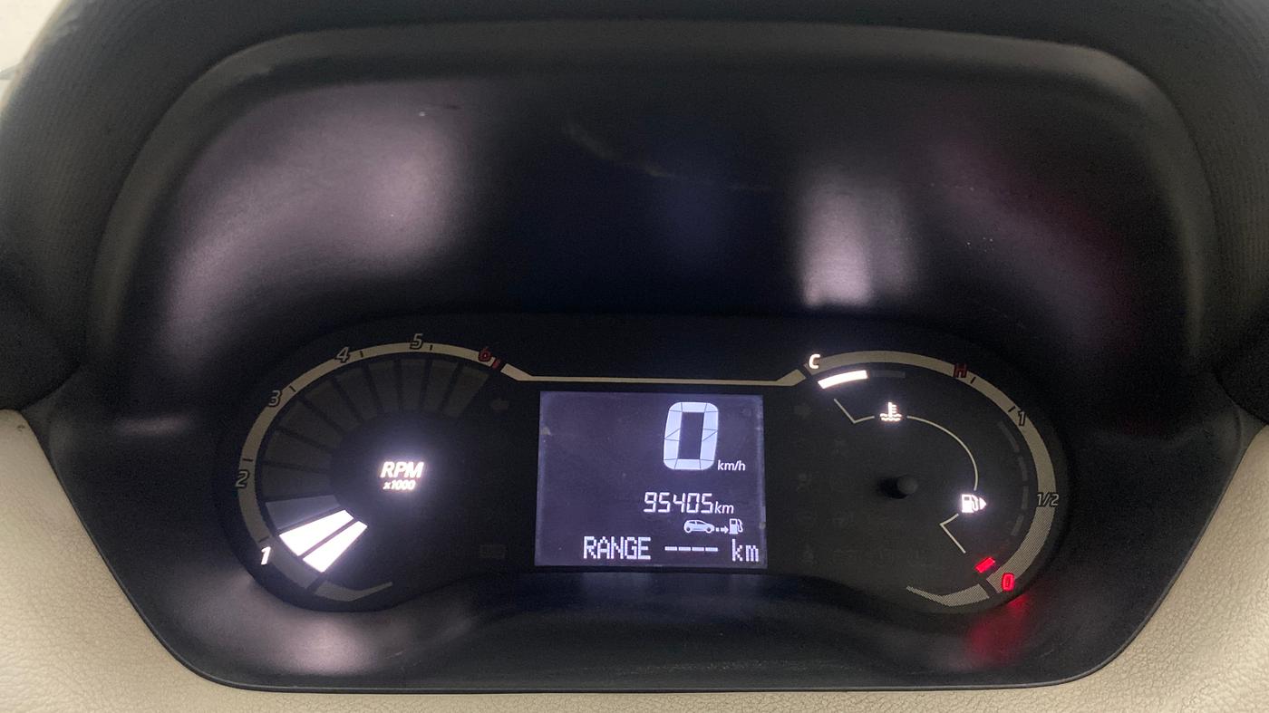 2021 Nissan MAGNITE XL TURBO, Petrol, Manual, 95,385 km, Odometer Image
