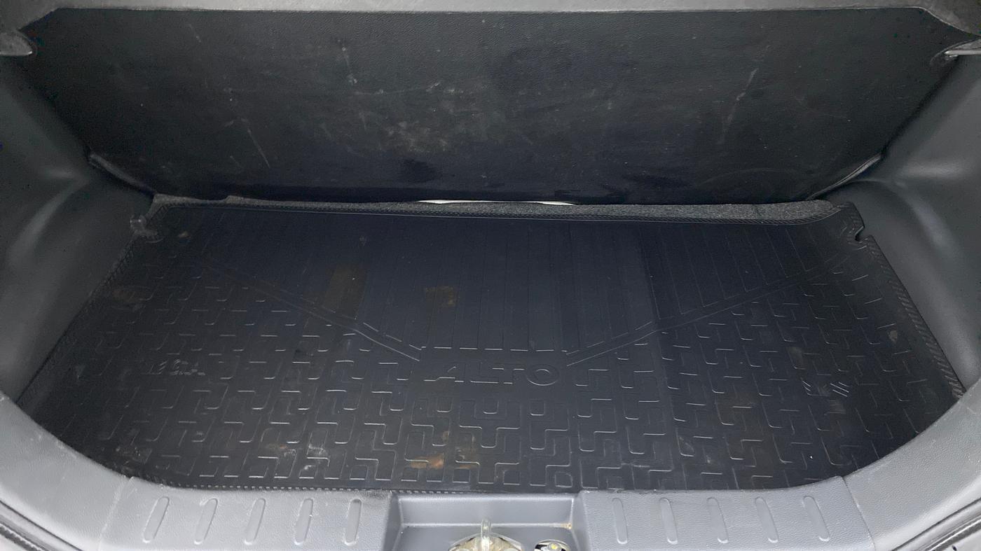 2018 Maruti Alto K10 VXI (O) AMT, Petrol, Automatic, 31,409 km, Boot Inside