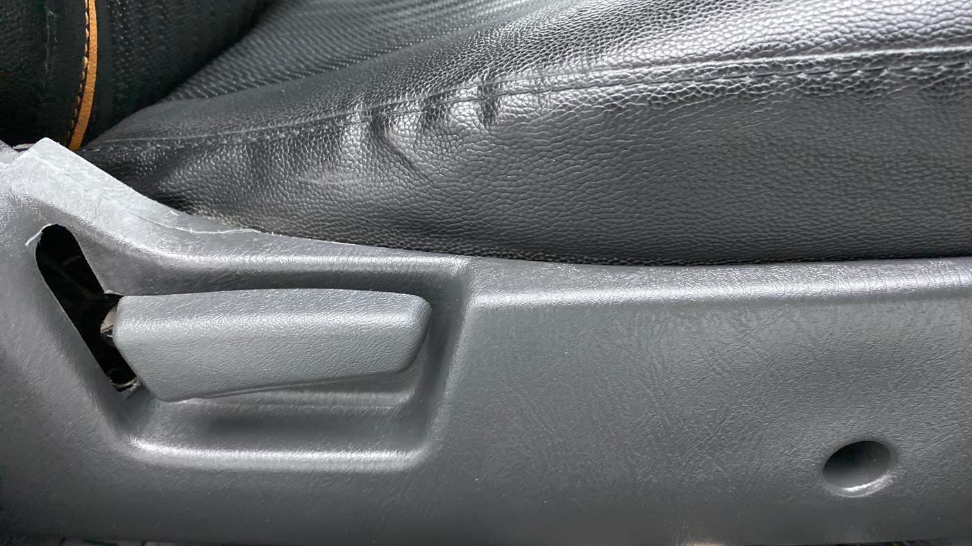 2018 Maruti Alto K10 VXI (O) AMT, Petrol, Automatic, 31,409 km, Driver Side Adjustment Panel