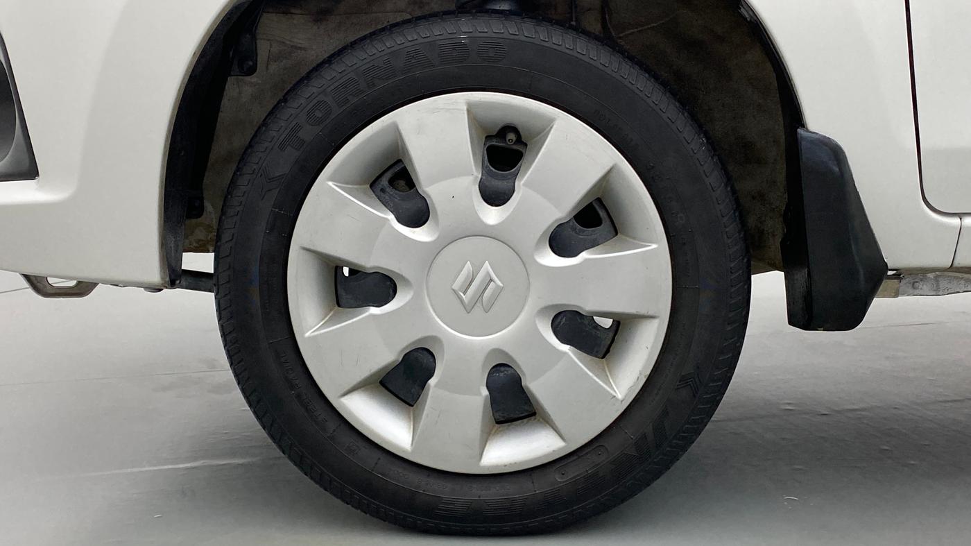 2018 Maruti Alto K10 VXI (O) AMT, Petrol, Automatic, 31,409 km, Left Front Wheel