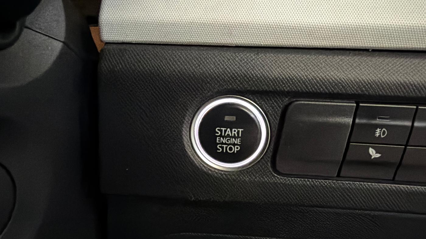 2022 Tata PUNCH ACCOMPLISHED AMT, Petrol, Automatic, 61,170 km, Keyless Start/ Stop Button