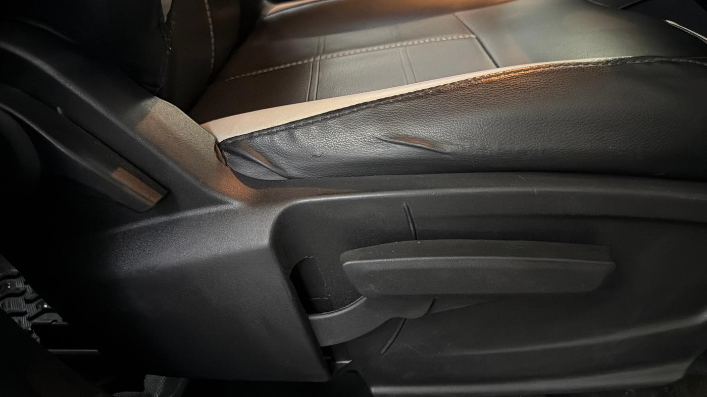 2022 Tata PUNCH ACCOMPLISHED AMT, Petrol, Automatic, 61,170 km, Driver Side Adjustment Panel