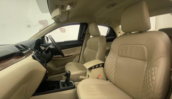 2018 Maruti Dzire ZDI PLUS, Diesel, Manual, 68,244 km, Right Side Front Door Cabin