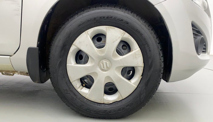 2013 Maruti Ritz VXI, Petrol, Manual, 41,035 km, Right Front Wheel