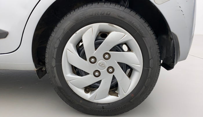 2019 Hyundai NEW SANTRO SPORTZ CNG, CNG, Manual, 58,266 km, Left Rear Wheel