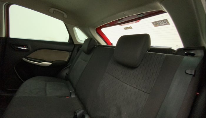 2016 Maruti Baleno ALPHA DIESEL 1.3, Diesel, Manual, 94,761 km, Right Side Rear Door Cabin