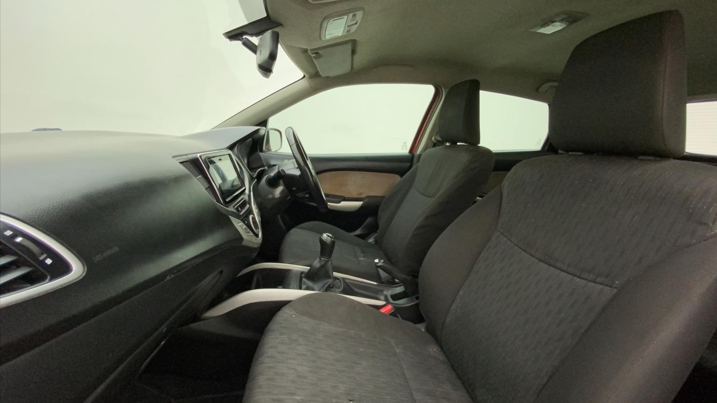 2016 Maruti Baleno ALPHA DIESEL 1.3, Diesel, Manual, 94,761 km, Right Side Front Door Cabin