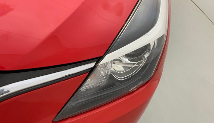 2016 Maruti Baleno ALPHA DIESEL 1.3, Diesel, Manual, 94,761 km, Left headlight - Minor scratches