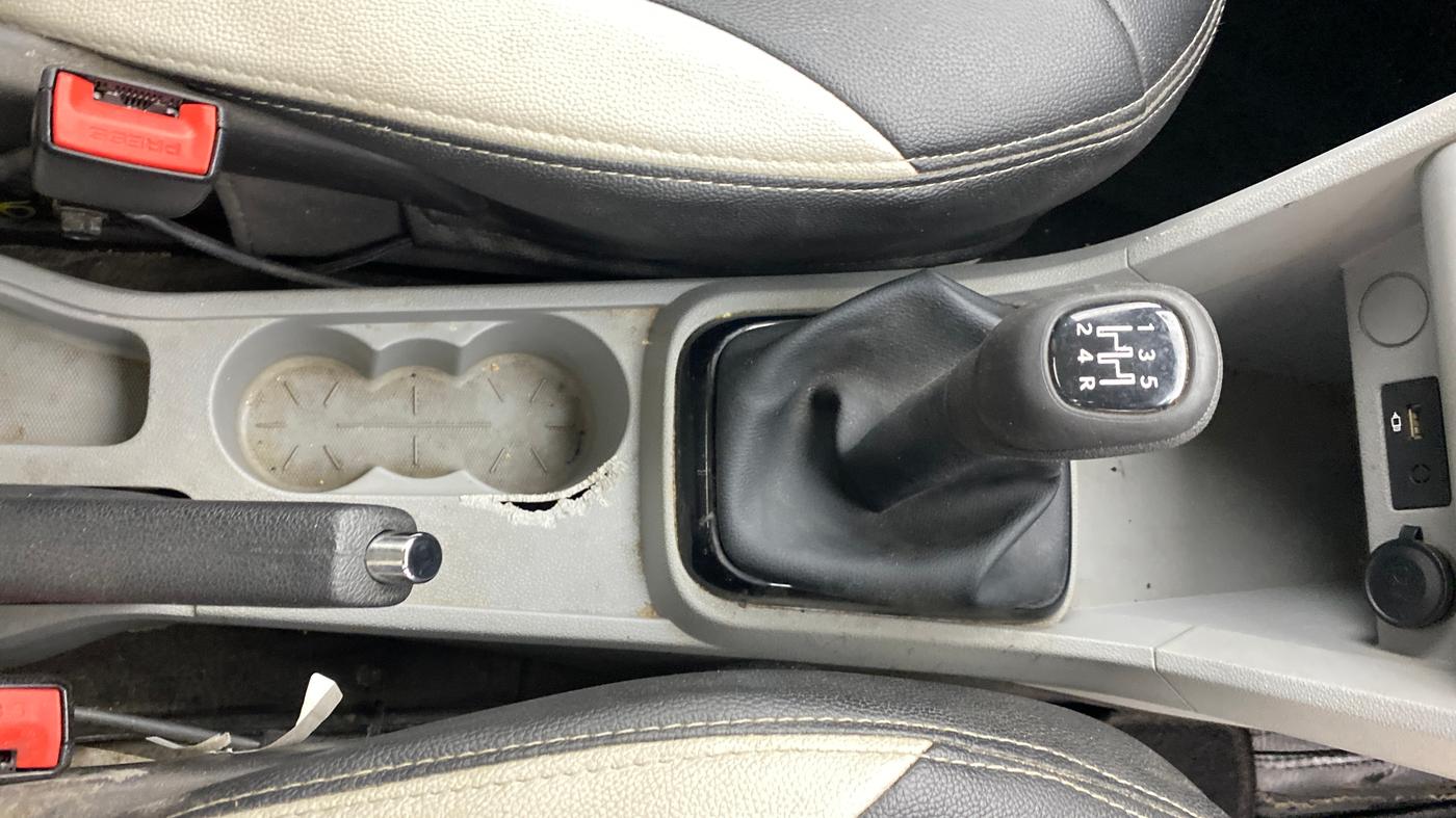 2023 Tata Tiago XT CNG, CNG, Manual, 31,900 km, Gear Lever