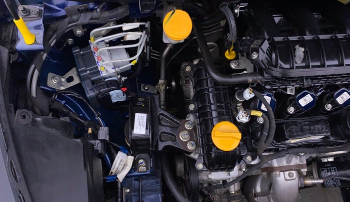 2023 Tata ALTROZ XZ PETROL, Petrol, Manual, 25,238 km, Engine View - Right