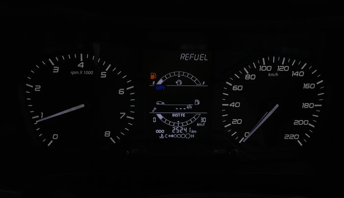 2023 Tata ALTROZ XZ PETROL, Petrol, Manual, 25,238 km, Odometer Image