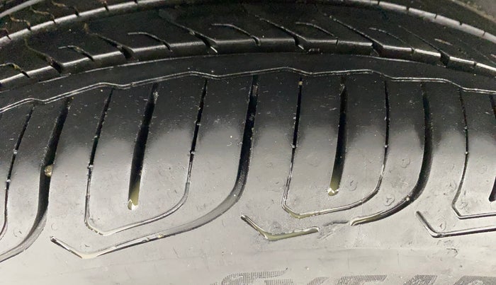 2023 Tata ALTROZ XZ PETROL, Petrol, Manual, 25,238 km, Right Rear Tyre Tread