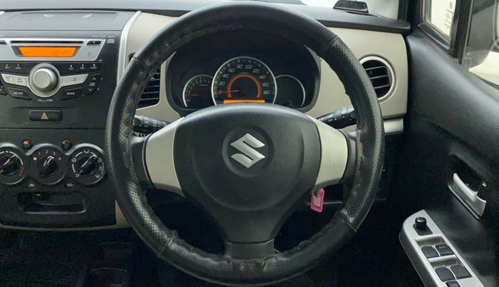 2016 Maruti Wagon R 1.0 VXI, Petrol, Manual, 36,942 km, Steering Wheel Close Up