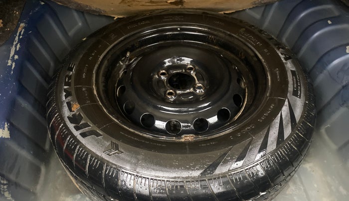 2013 Renault Scala RXE PETROL, Petrol, Manual, 87,769 km, Spare Tyre