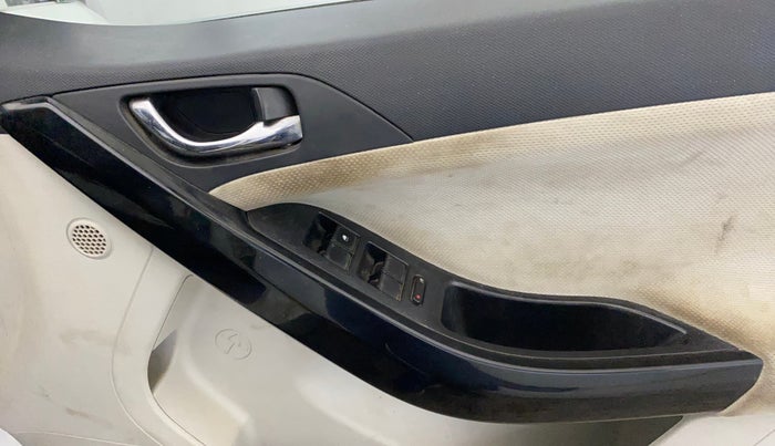 2021 Tata NEXON XZ PLUS PETROL DUAL TONE, Petrol, Manual, 69,728 km, Driver Side Door Panels Control