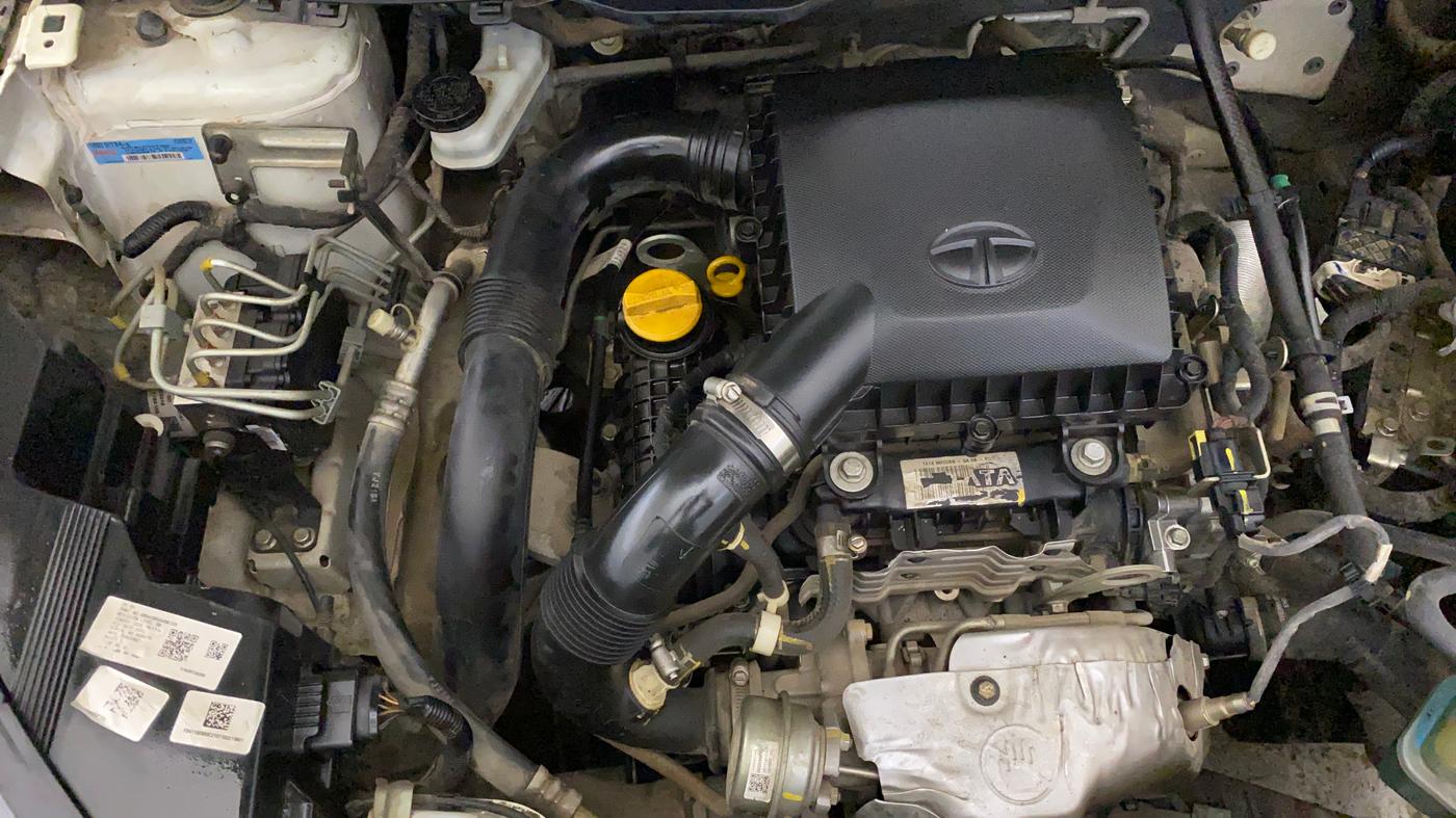 2021 Tata NEXON XZ PLUS PETROL DUAL TONE, Petrol, Manual, 69,728 km, Engine View - Right