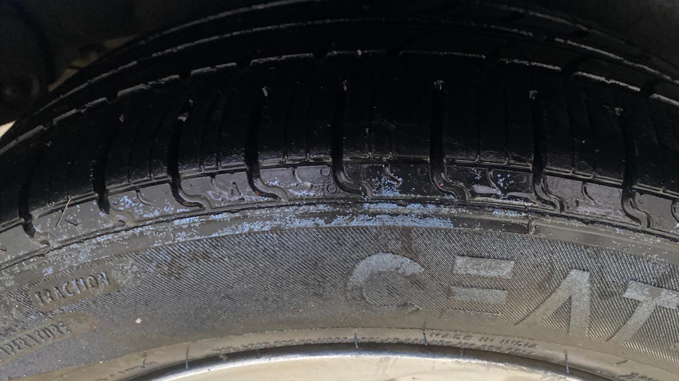 2014 Honda Mobilio 1.5L I-DTEC V, Diesel, Manual, 75,814 km, Right Rear Tyre Tread