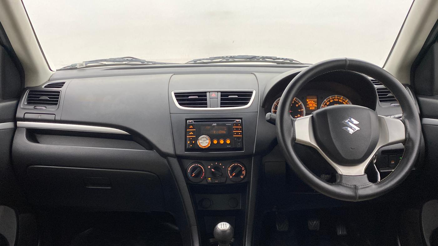 2011 Maruti Swift VXI, Petrol, Manual, 48,058 km, Dashboard