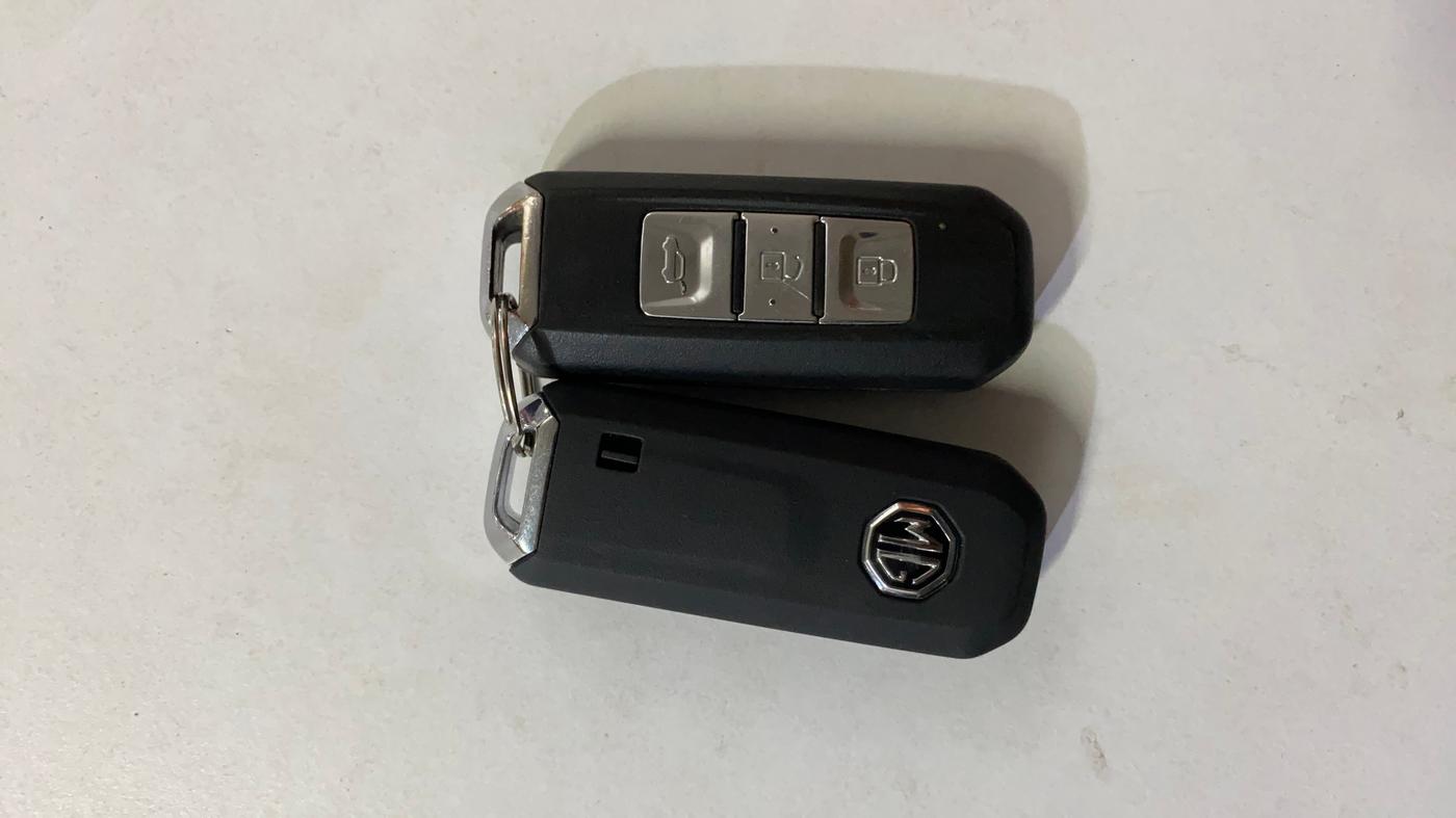 2022 MG HECTOR SHINE 1.5 PETROL TURBO CVT, Petrol, Automatic, 36,095 km, Key Close Up
