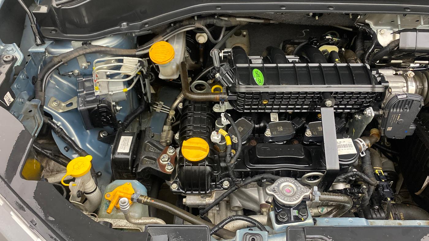 2023 Tata PUNCH CREATIVE AMT 1.2 RTN DUAL TONE, Petrol, Automatic, 61,712 km, Engine View - Right