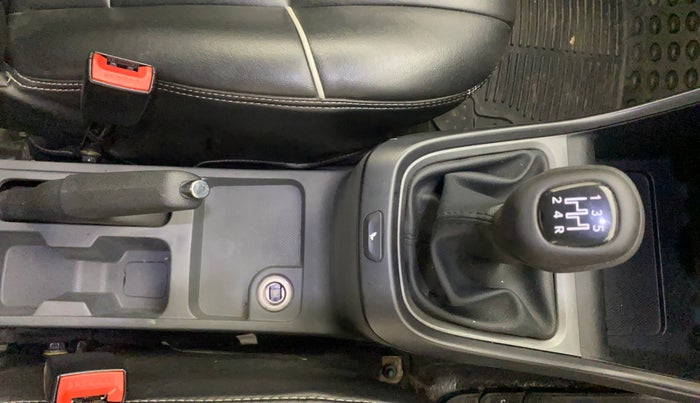 2021 Tata ALTROZ XE PETROL, Petrol, Manual, 38,493 km, Gear Lever