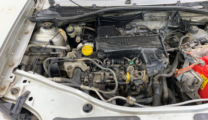 2014 Nissan Terrano XL (D), Diesel, Manual, 89,244 km, Engine View - Right