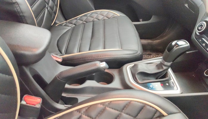 2016 Hyundai Creta SX PLUS AT 1.6 PETROL, Petrol, Automatic, 69,207 km, Gear Lever