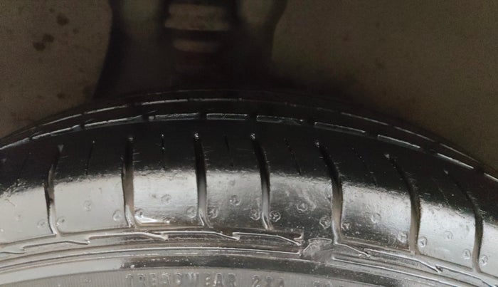 2016 Hyundai Creta SX PLUS AT 1.6 PETROL, Petrol, Automatic, 69,207 km, Right Rear Tyre Tread