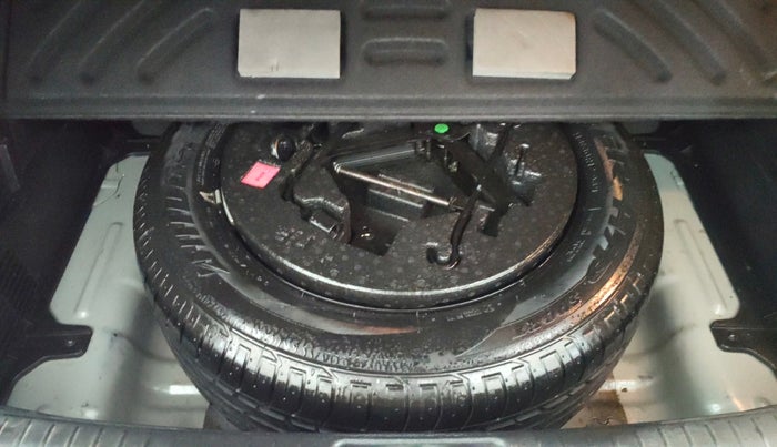 2016 Hyundai Creta SX PLUS AT 1.6 PETROL, Petrol, Automatic, 69,207 km, Spare Tyre