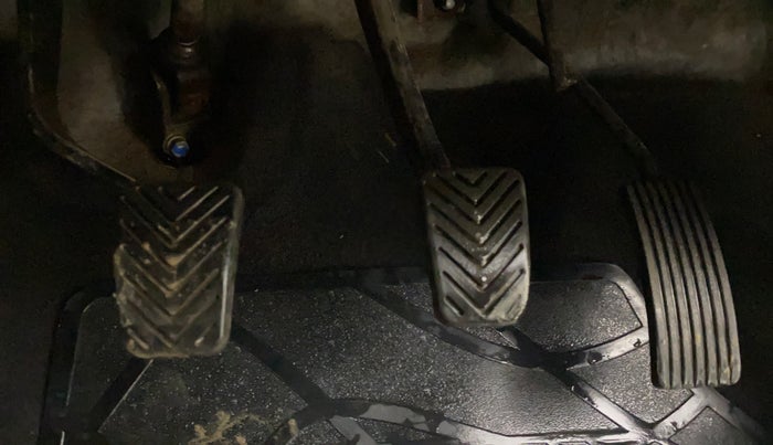 2017 Hyundai Eon ERA + SE, Petrol, Manual, 36,345 km, Pedals