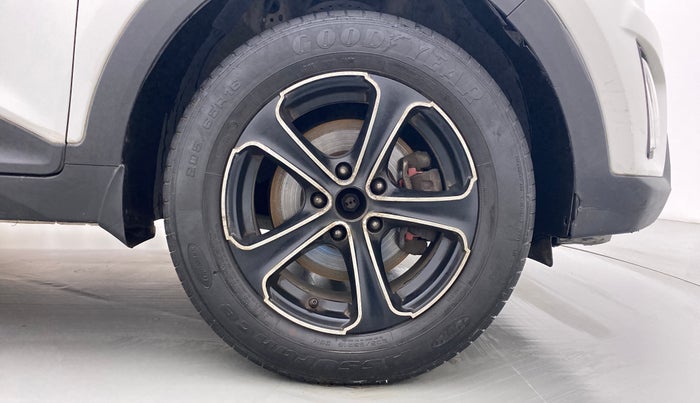 2017 Hyundai Creta 1.6 SX PLUS PETROL, Petrol, Manual, 47,521 km, Right Front Wheel