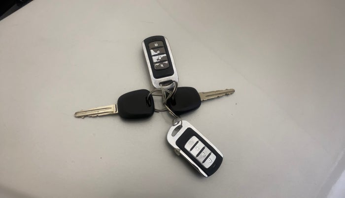 2014 Maruti Alto 800 LXI, Petrol, Manual, 31,792 km, Key Close Up