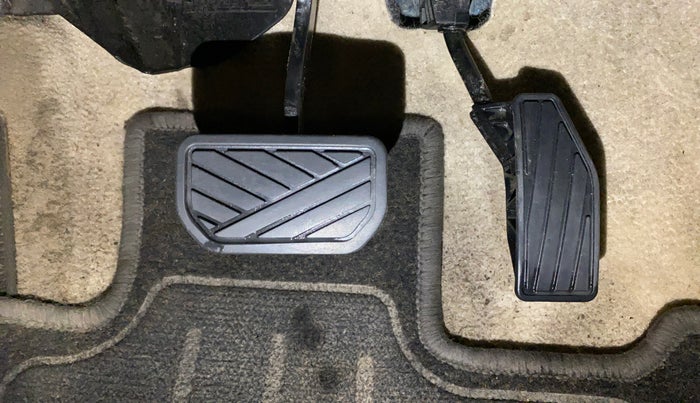 2021 Maruti Ertiga VXI AT SHVS, Petrol, Automatic, 20,649 km, Pedals