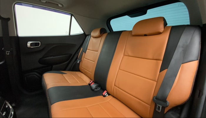 2020 Hyundai VENUE 1.0 Turbo GDI DCT SX+DT, Petrol, Automatic, 17,273 km, Right Side Rear Door Cabin