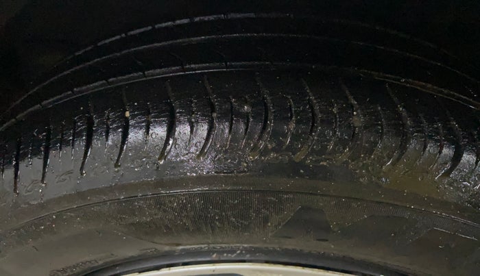 2020 Maruti S PRESSO VXI+, Petrol, Manual, 35,692 km, Left Front Tyre Tread