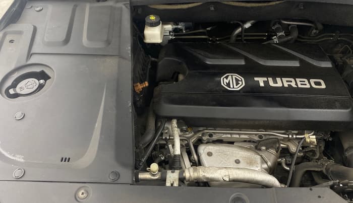 2023 MG HECTOR PLUS SAVVY PRO 1.5 TURBO CVT 7 STR, Petrol, Automatic, 62,118 km, Engine View - Right