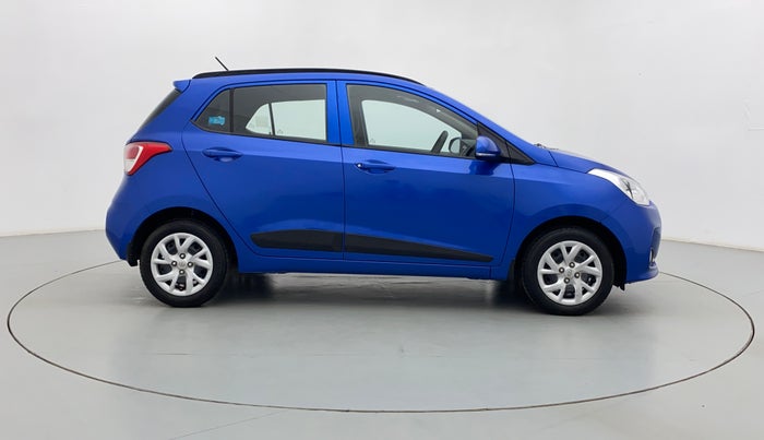 2017 Hyundai Grand i10 Sportz(O) 1.2 MT, Petrol, Manual, 18,296 km, Right Side View