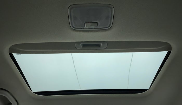 2019 Hyundai VENUE 1.0 TURBO GDI SX+ AT, Petrol, Automatic, 31,071 km, Moonroof/ Sunroof