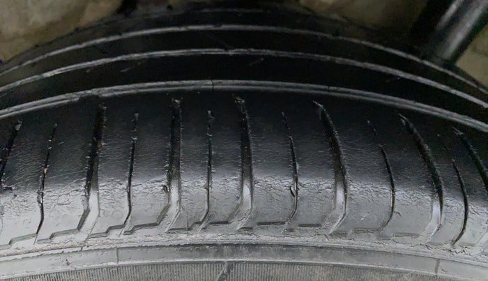 2019 Hyundai VENUE 1.0 TURBO GDI SX+ AT, Petrol, Automatic, 31,071 km, Right Rear Tyre Tread