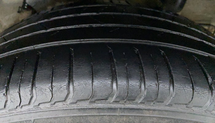 2019 Hyundai VENUE 1.0 TURBO GDI SX+ AT, Petrol, Automatic, 31,071 km, Right Front Tyre Tread