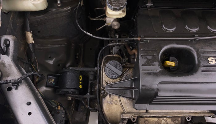 2014 Maruti Wagon R 1.0 VXI, Petrol, Manual, 88,365 km, Engine View - Right