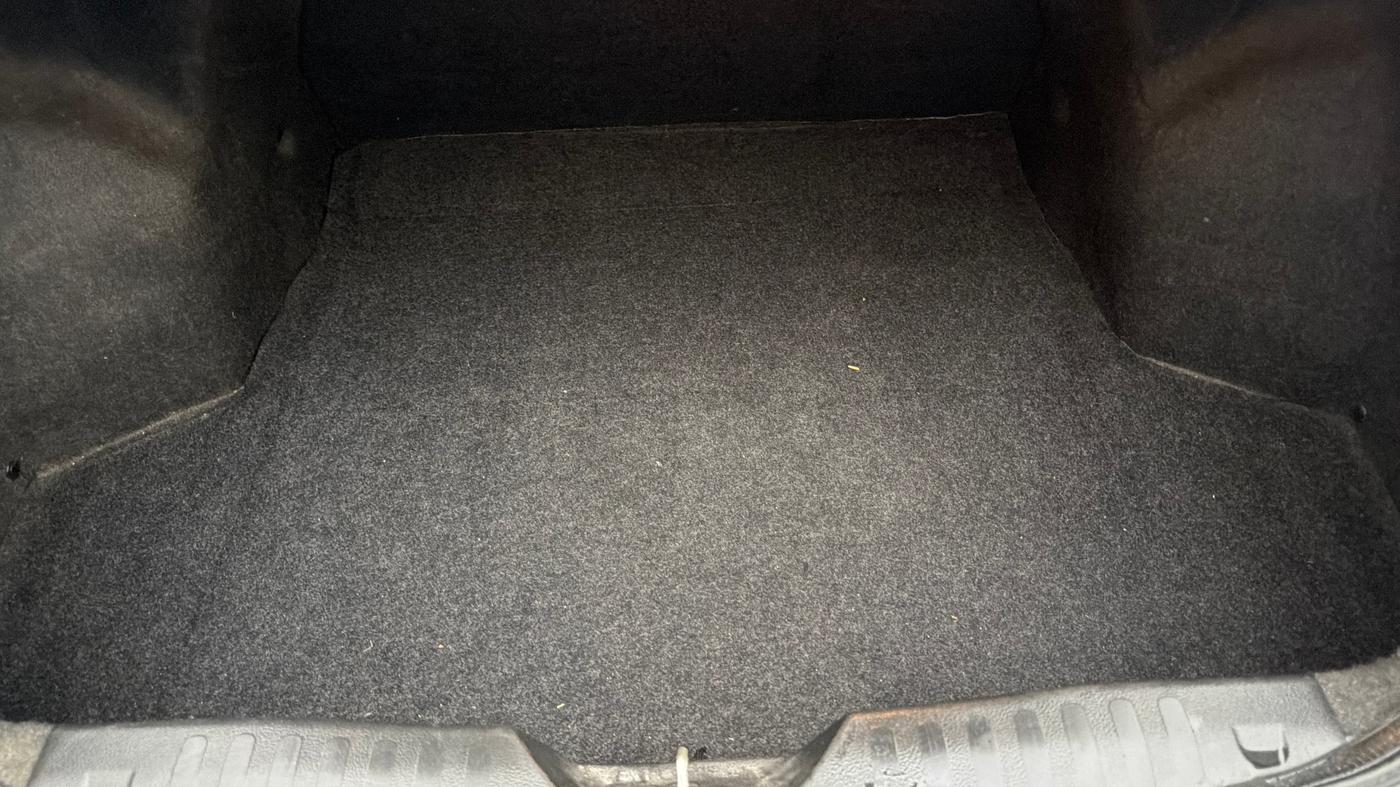 2015 Maruti Ciaz ZXI+, Petrol, Manual, 49,798 km, Boot Inside