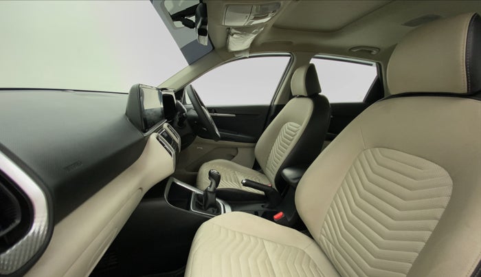 2021 KIA SONET HTX PLUS 1.5, Diesel, Manual, 33,161 km, Right Side Front Door Cabin