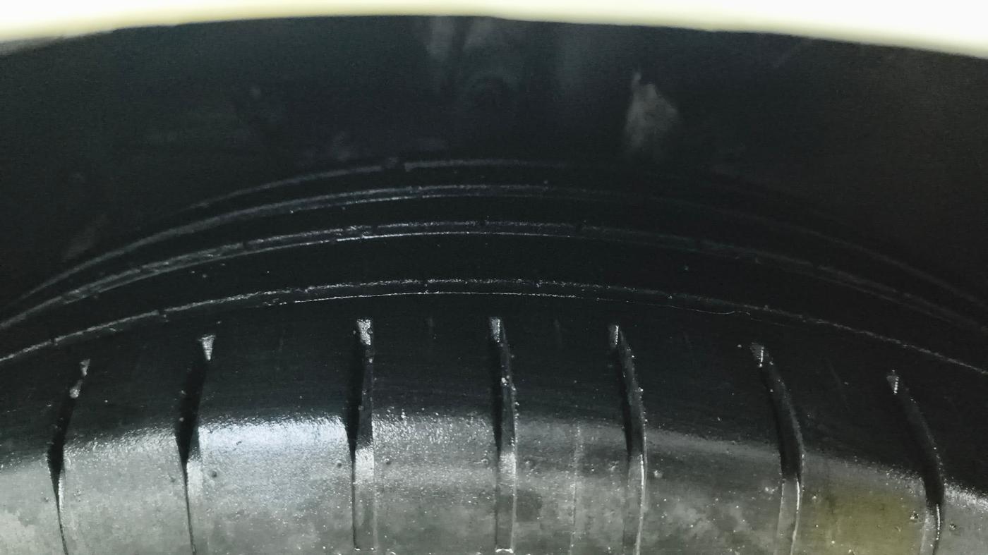 2018 Maruti Swift ZXI, Petrol, Manual, 91,044 km, Left Front Tyre Tread