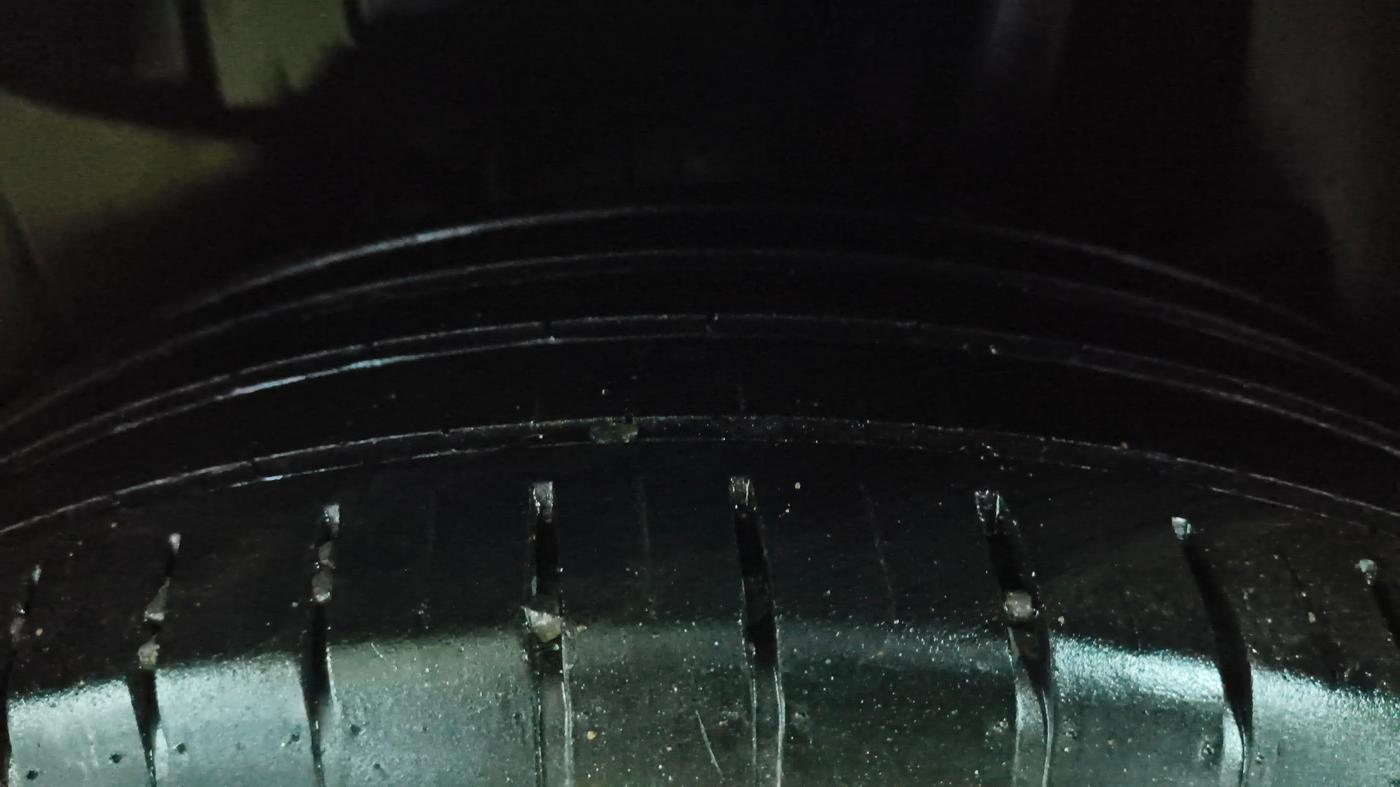 2018 Maruti Swift ZXI, Petrol, Manual, 91,044 km, Left Rear Tyre Tread